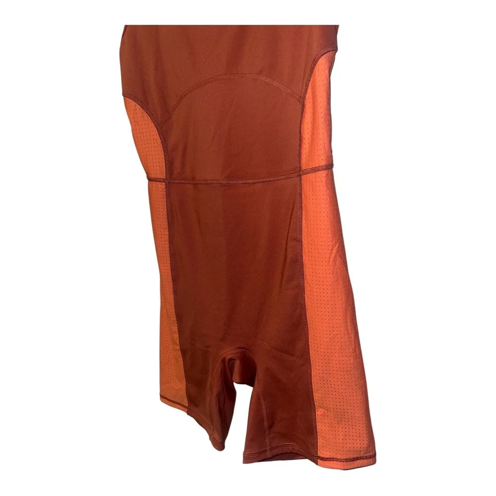 Fabletics Motion365 Terracotta Shorts One Piece, Medium (approx. size) - Picture 5 of 10